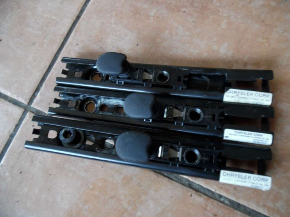 Chrysler Voyager III GS Gurtverstellung Höhenverstellung Gurt 04680418