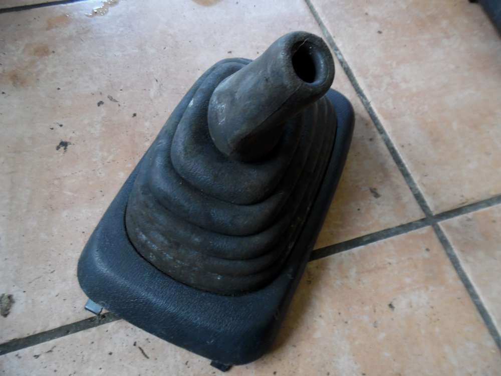 Nissan Micra K11 Schaltsack gummi 96935 4F100