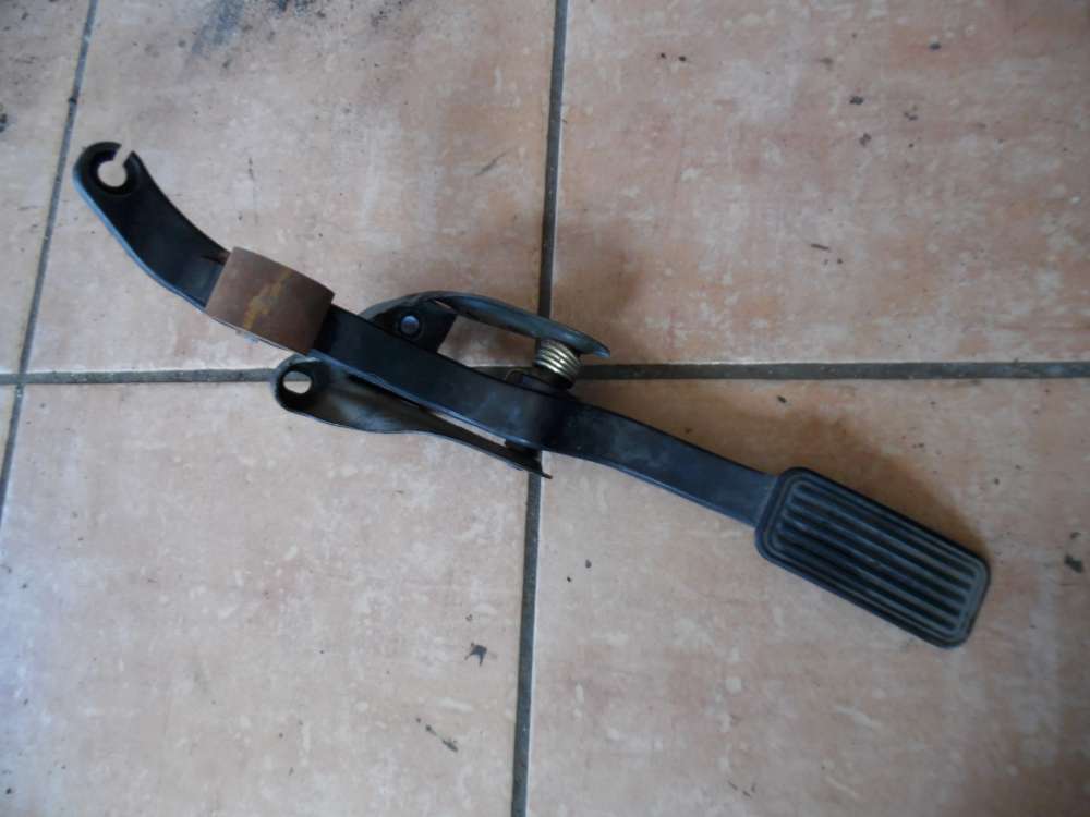 Toyota Yaris Verso 1,5 Gaspedal