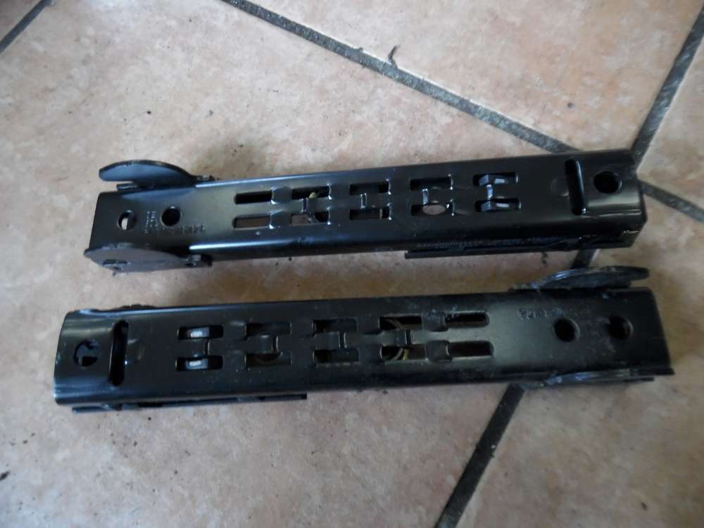 VW Golf V 1K Gurtverstellung Höhenversteller 1T0857819