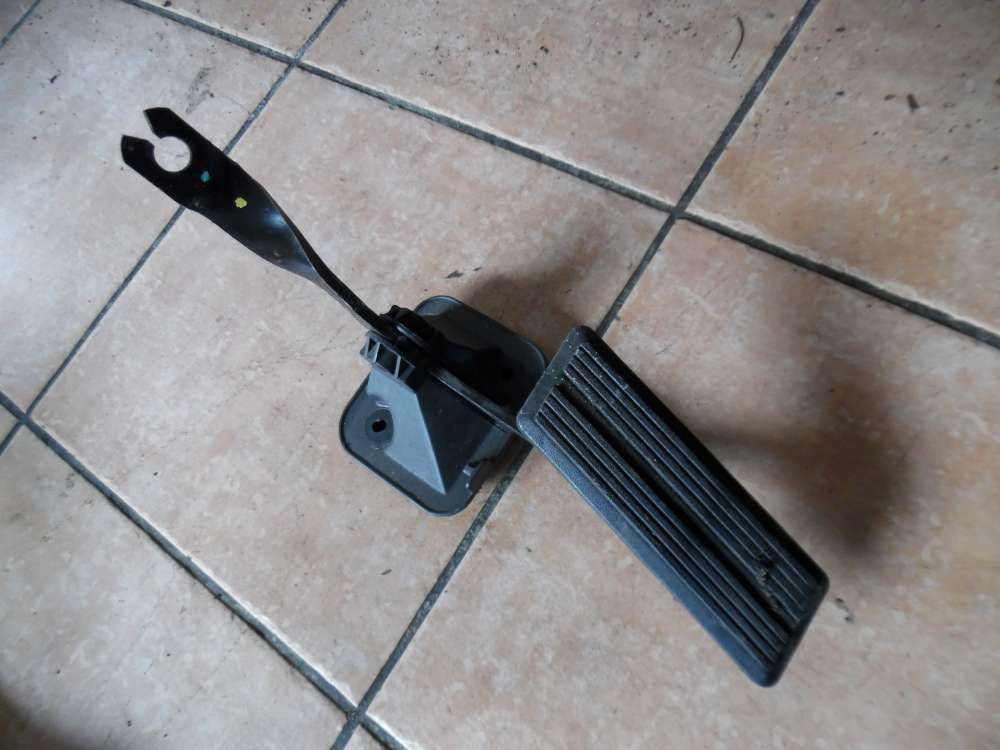 Chrysler 300M Automatik Gaspedal 04591172AB