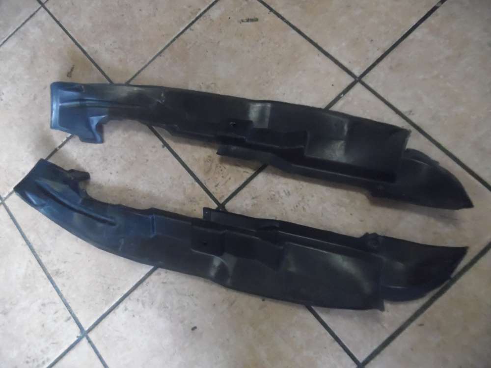 Audi A4 B5 Innenkotflügel Verkleodung Vorne 8D0821111 8D0821112