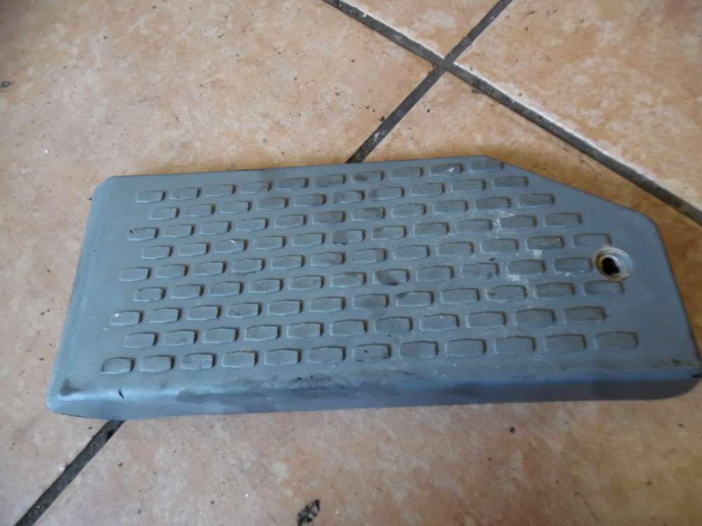 Chevrolet Nubira Boden Fußstütze Vorne Links 96556940