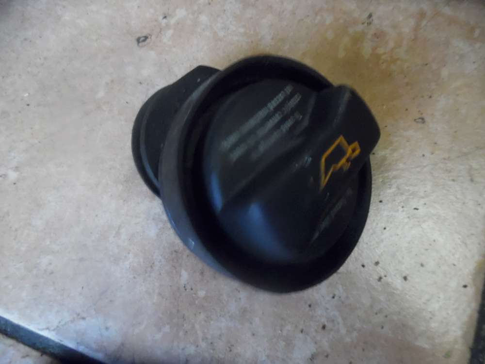 Audi Seat Skoda VW Öleinfülldeckel Öleinfüllstutzen 026103485