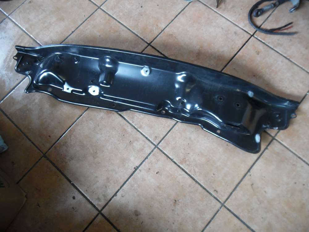 VW Polo 9N Spritzwand Wasserkasten Stirnwand 6Q0805275