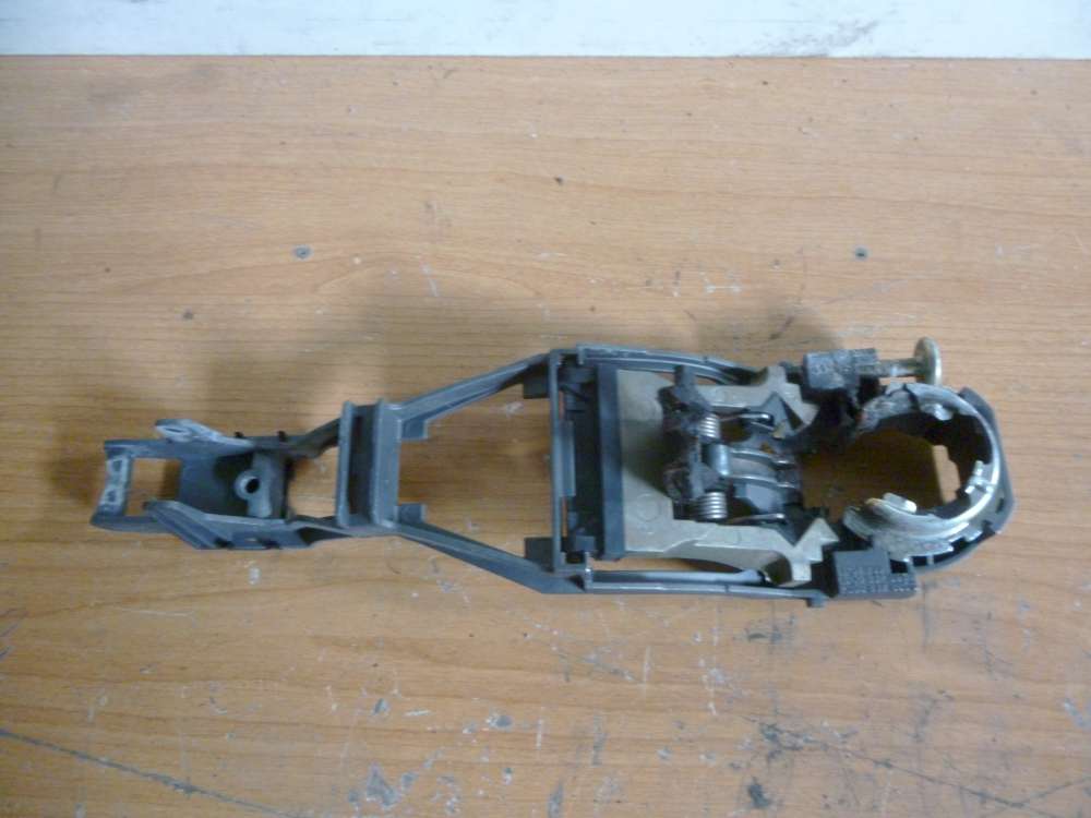Seat Ibiza 6L Bj:2005 T?rgriff T?r?ffner Griff aussen Vorne Links 6L0837885
