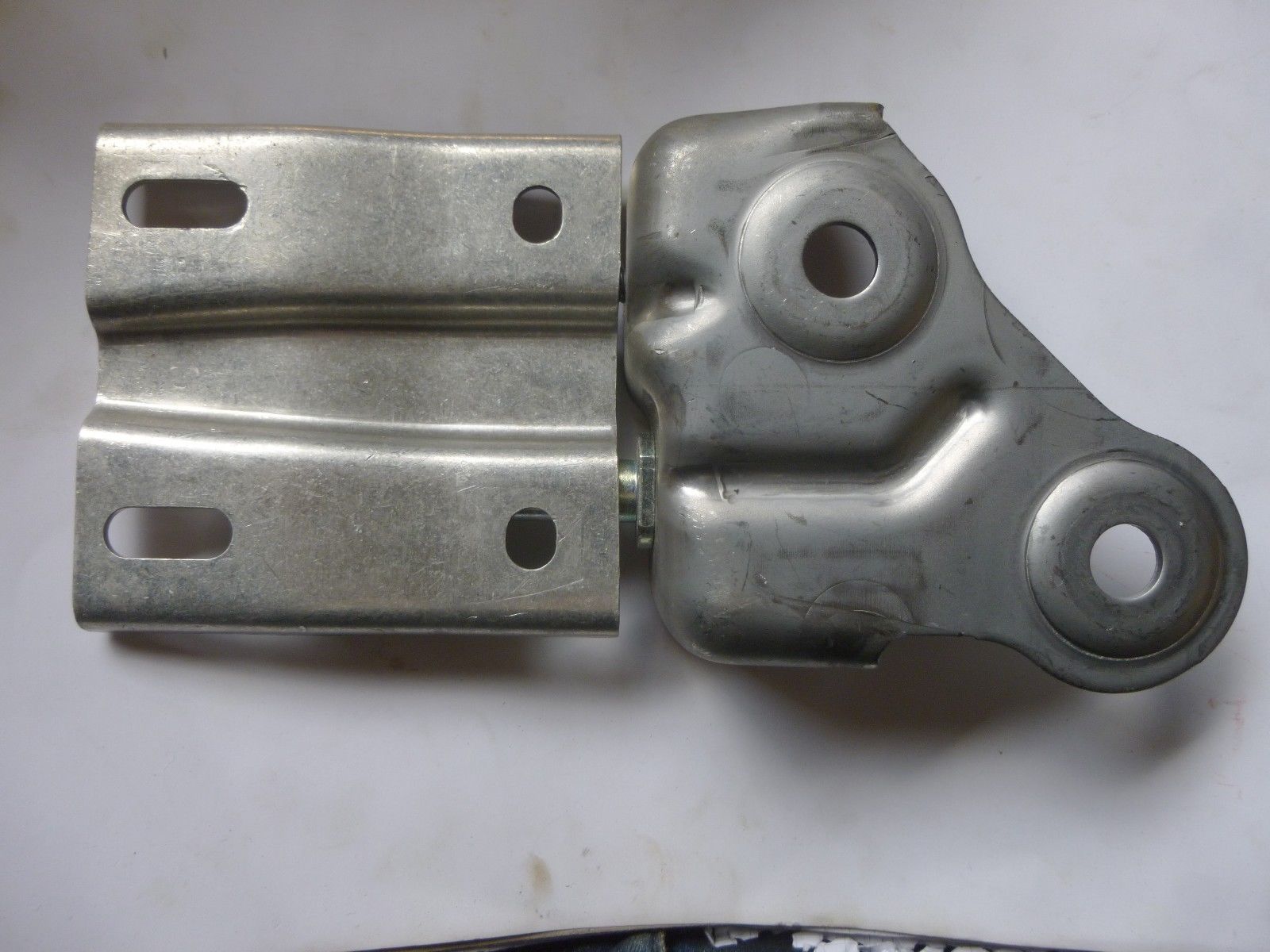 VW Touran 1T Halter Halterung 1T1857022 A