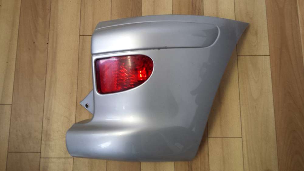Toyota Yaris Verso Bj.1999-2005 Sto?stange hinten 52161- 52100/52110 mit R?cklicht Rechts 12V21W