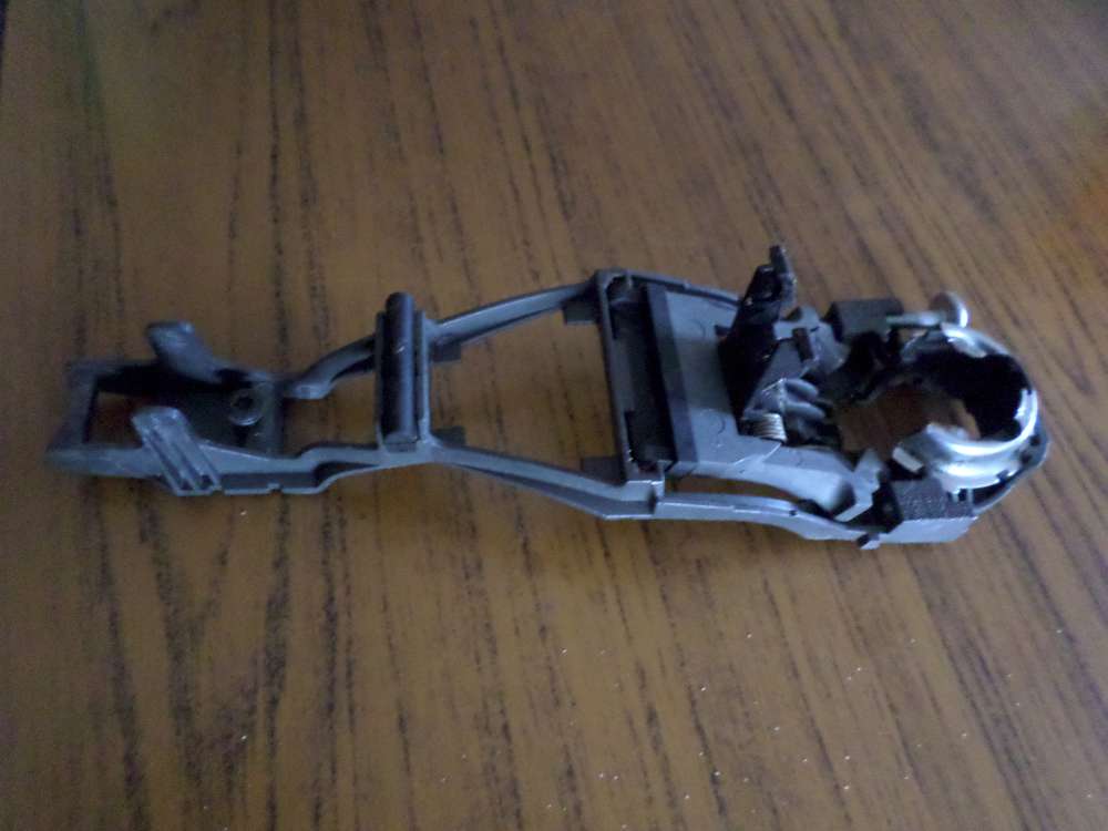 Seat Arosa Bj.2000 Lagerb?gel Aufnahme T?rgriff au?en Vorne 3B0 837 885 B TOP