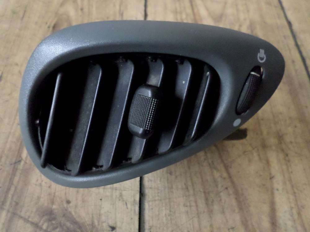 Mazda 121 Original L?ftungsd?se vorn Rechts 96FGA018B08 AJW